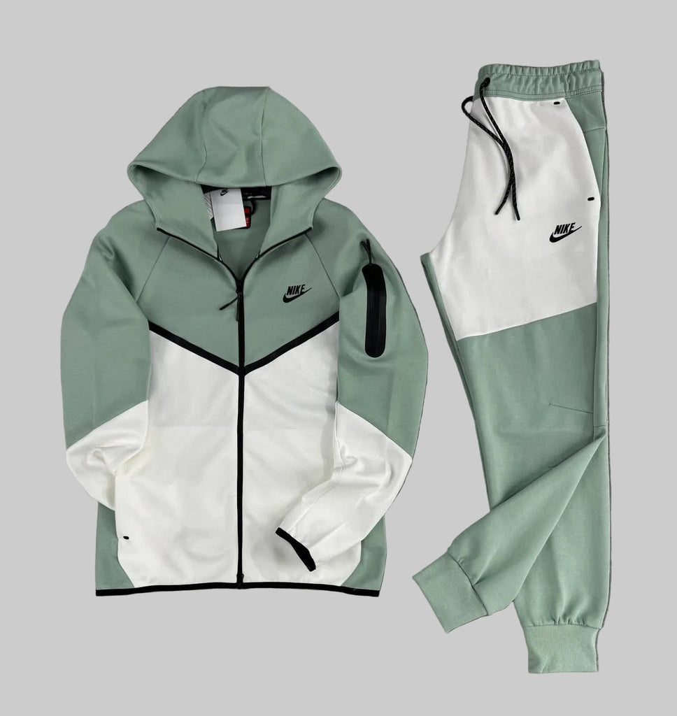 Nike Tech Fleece férfi melegítő, rezeda zöld és ecru