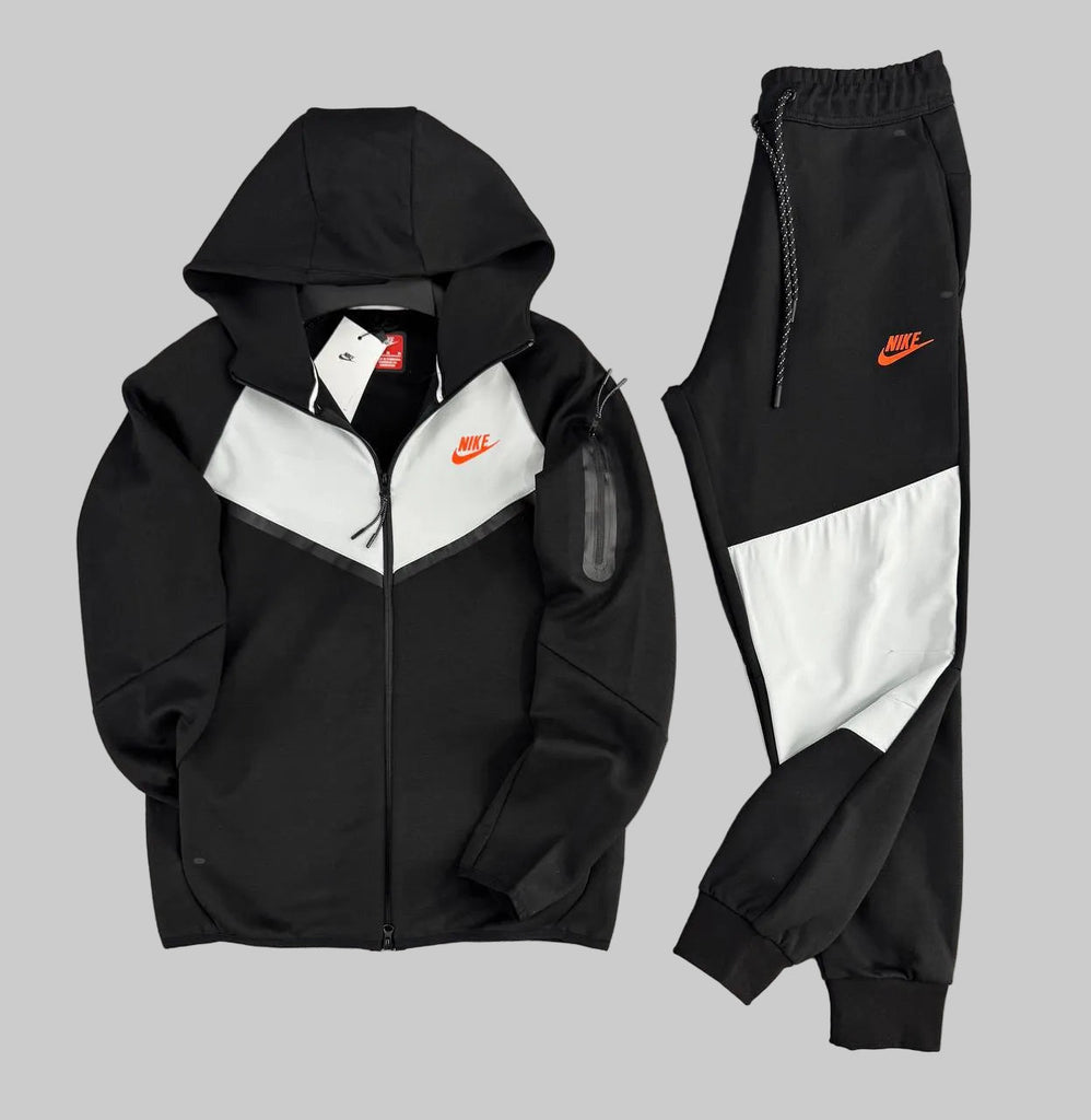 Nike Tech Fleece férfi melegítő, fekete és ecru