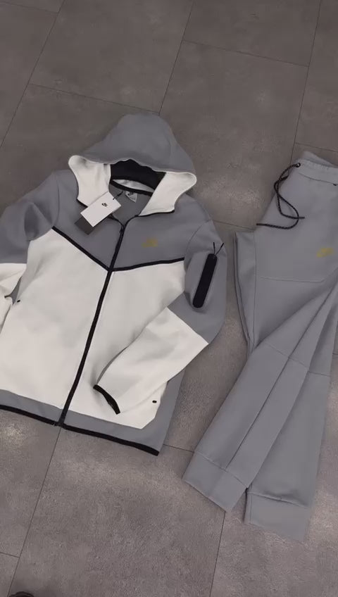 Nike Tech Fleece férfi tréningruha, fehér és szürke. Prémium minőség